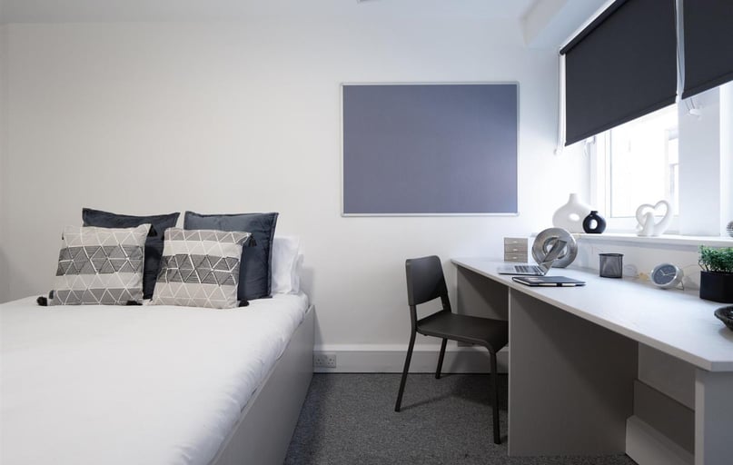 York Street, Kelham Island, Sheffield - Image 1